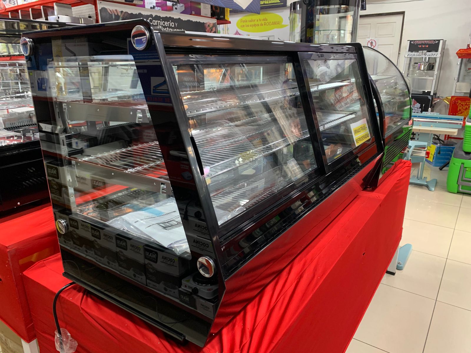 Urna fria -  Refrigerante - miniatura 4